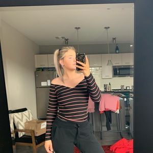 Off the Shoulder long sleeve